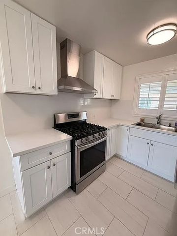 318 W Avenida Palizada 2, San Clemente, CA 92672
