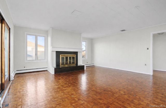 115 Maryland Avenue, Long Beach, NY 11561