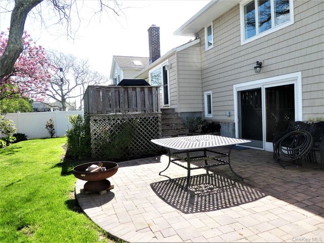 821 Channel Road, Long Beach, NY 11561