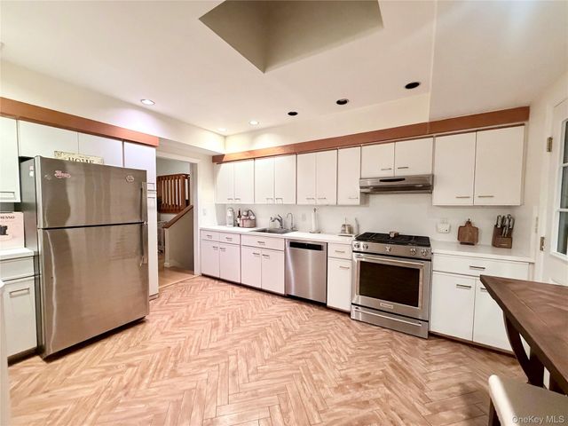 821 Channel Road, Long Beach, NY 11561