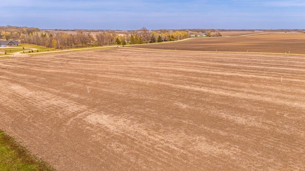 18795 300th Street, New Prague, MN 56071 — exterior