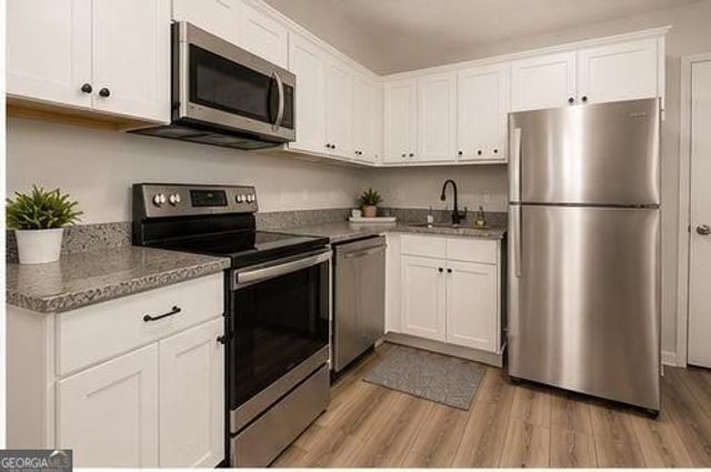 156 Inverness Drive, Jonesboro, GA 30238