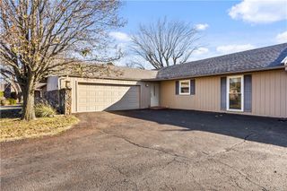 4 Hillcrest Village N/A, Pittsburg, KS 66762