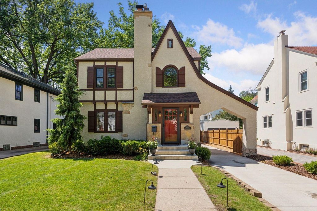 4510 Arden Avenue, Edina, MN 55424