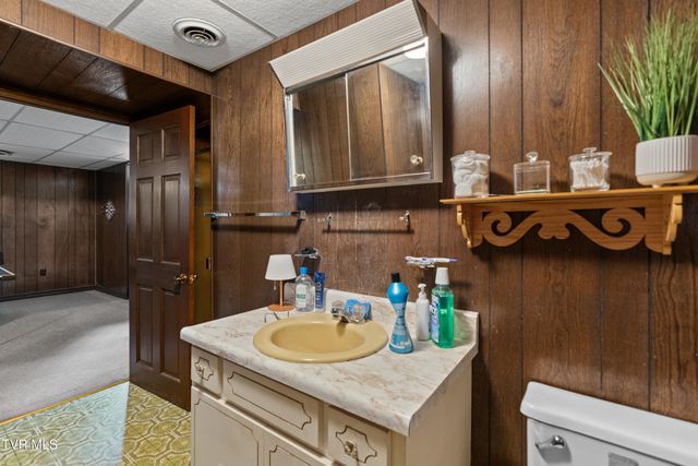 1510 Sun Valley Drive, Greeneville, TN 37745