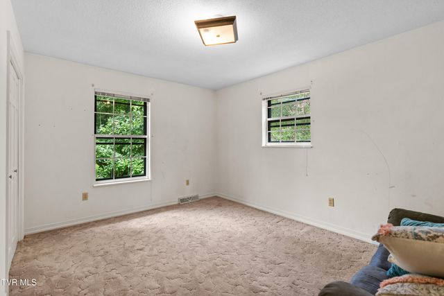 1510 Sun Valley Drive, Greeneville, TN 37745