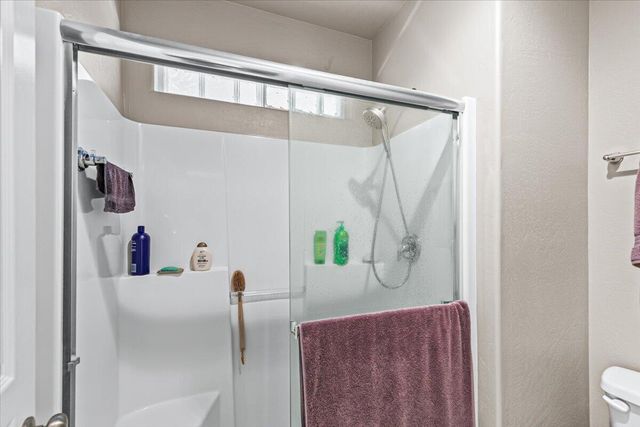 2264 College Way, Medford, OR 97504