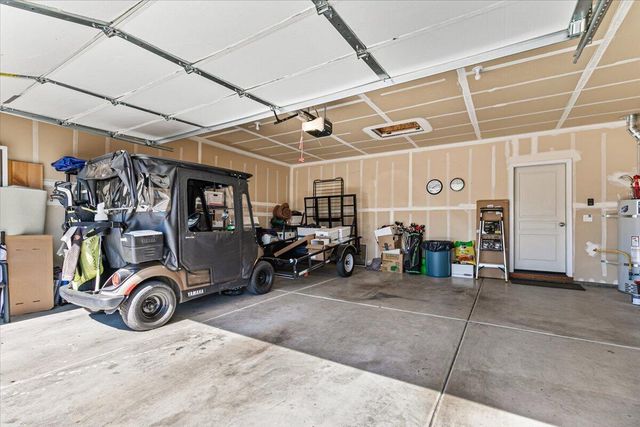 2264 College Way, Medford, OR 97504