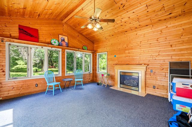 4909 Wisconsin Avenue N, New Hope, MN 55428