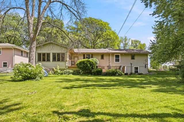 4909 Wisconsin Avenue N, New Hope, MN 55428