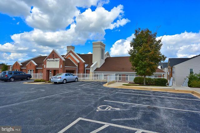 8135 VILLAGE CREST DR #125, Ellicott City, MD 21043