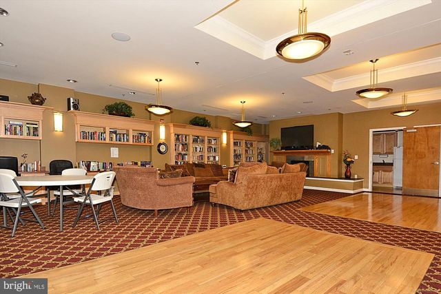 8135 VILLAGE CREST DR #125, Ellicott City, MD 21043