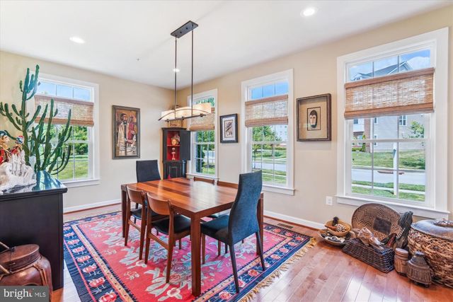 8135 VILLAGE CREST DR #125, Ellicott City, MD 21043