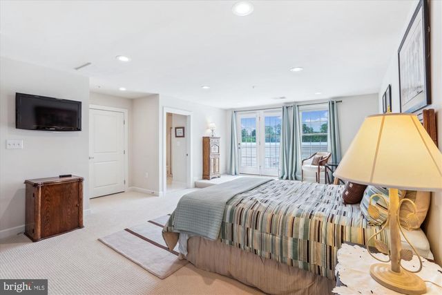8135 VILLAGE CREST DR #125, Ellicott City, MD 21043