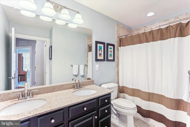 8135 VILLAGE CREST DR #125, Ellicott City, MD 21043