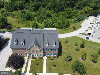 8135 VILLAGE CREST DR #125, Ellicott City, MD 21043