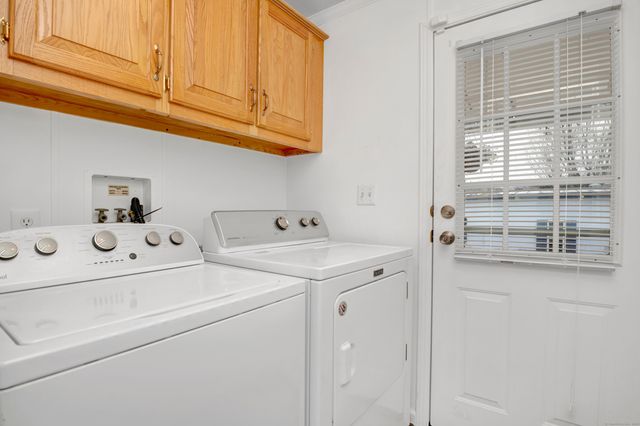 108 Clark Road TRLR 18, Naugatuck, CT 06770