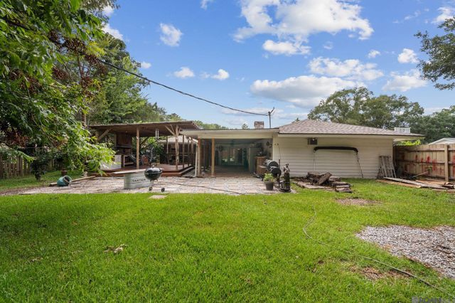 1425 Carolyn Sue Dr, Baton Rouge, LA 70815