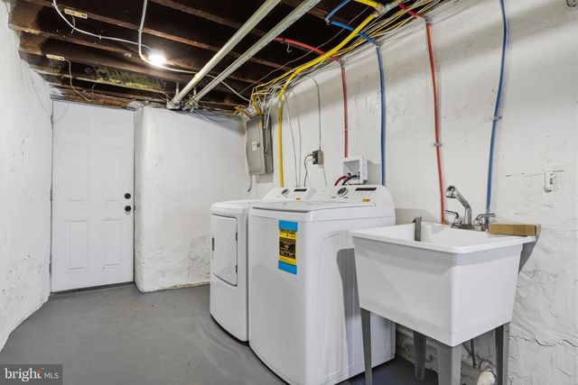 5903 BENNINGTON ST, Philadelphia, PA 19120