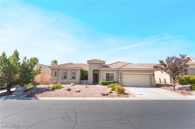 8225 Weeping Springs Avenue, Las Vegas, NV 89131