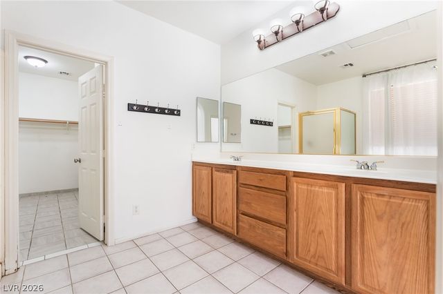 8225 Weeping Springs Avenue, Las Vegas, NV 89131