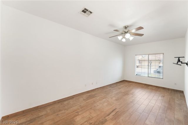 8225 Weeping Springs Avenue, Las Vegas, NV 89131