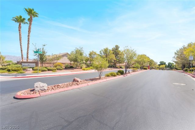 8225 Weeping Springs Avenue, Las Vegas, NV 89131