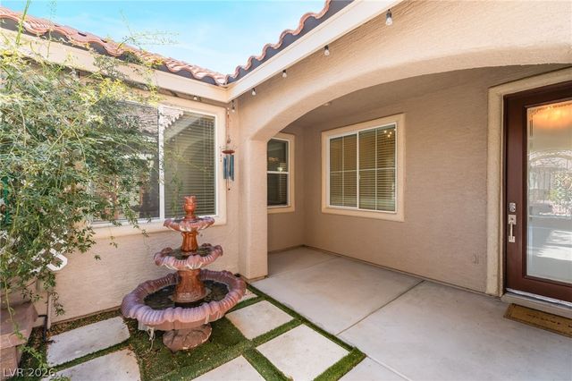 8225 Weeping Springs Avenue, Las Vegas, NV 89131