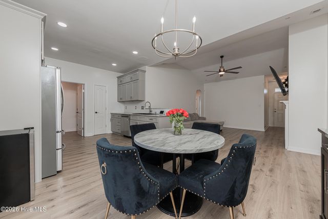 410 Peppermint Drive, Hubert, NC 28539