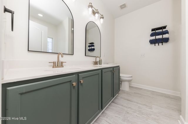 410 Peppermint Drive, Hubert, NC 28539