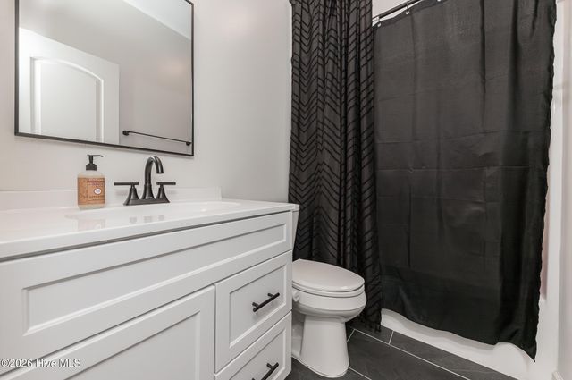 410 Peppermint Drive, Hubert, NC 28539