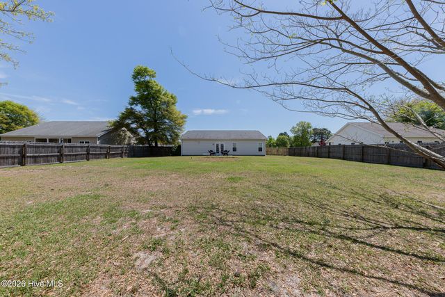 410 Peppermint Drive, Hubert, NC 28539