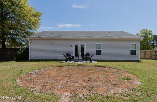 410 Peppermint Drive, Hubert, NC 28539