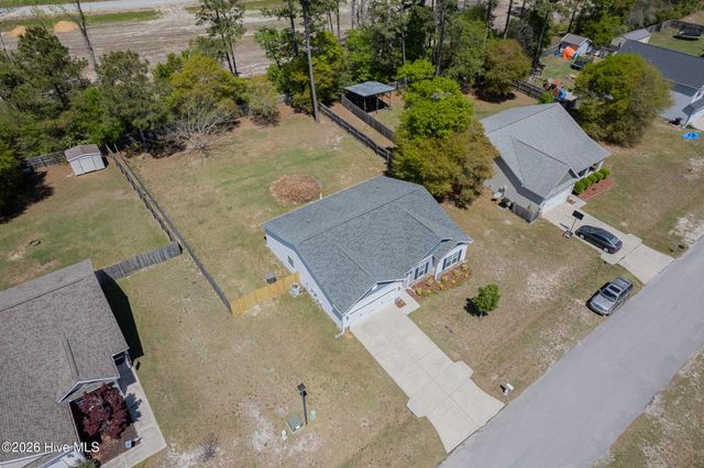 410 Peppermint Drive, Hubert, NC 28539