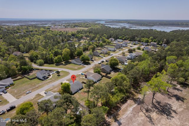 410 Peppermint Drive, Hubert, NC 28539