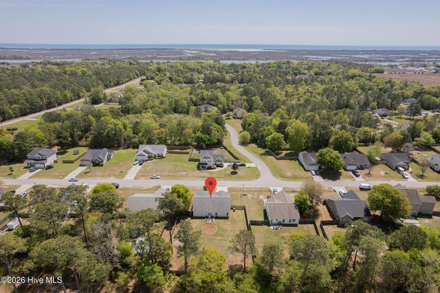 410 Peppermint Drive, Hubert, NC 28539