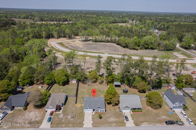 410 Peppermint Drive, Hubert, NC 28539