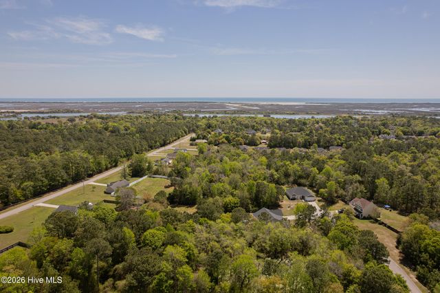 410 Peppermint Drive, Hubert, NC 28539