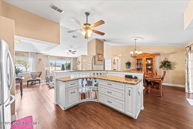 418 Charlotta Avenue SE, Palm Bay, FL 32909