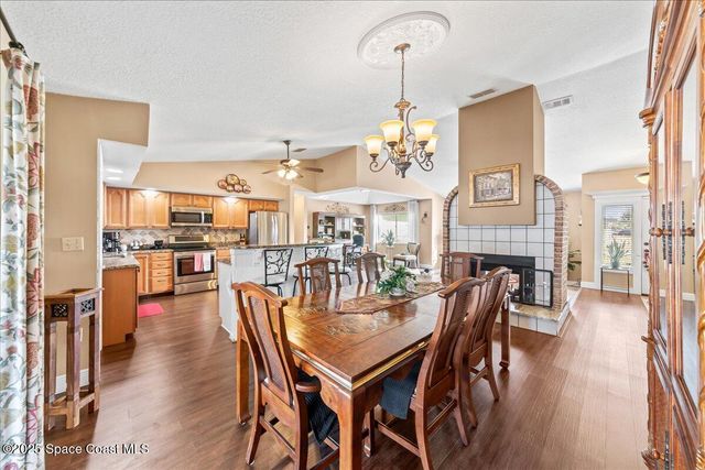 418 Charlotta Avenue SE, Palm Bay, FL 32909