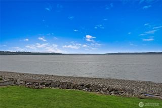 26409 7th Avenue S, Des Moines, WA 98198