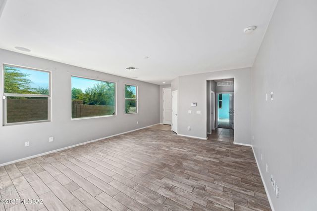 6623 E Via Jardin Verde, Tucson, AZ 85756