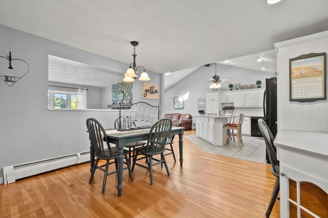31 Columbus Road, Woburn, MA 01801