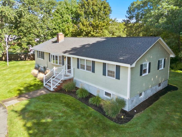 31 Columbus Road, Woburn, MA 01801