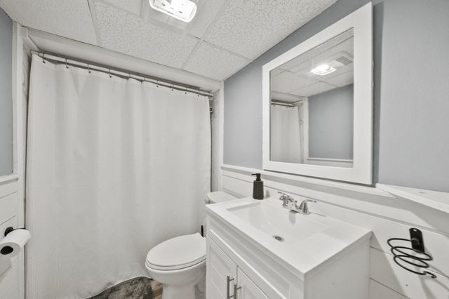 31 Columbus Road, Woburn, MA 01801