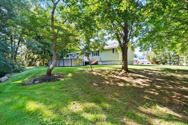31 Columbus Road, Woburn, MA 01801