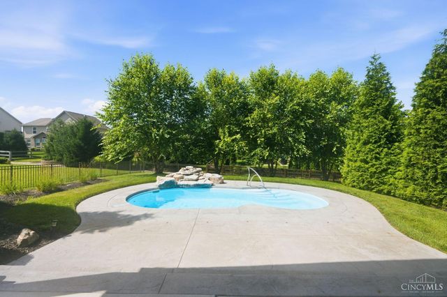 809 Morgan Drive, Monroe, OH 45050