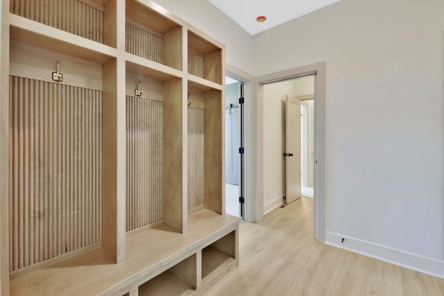 2710 N Bracken St, Wichita, KS 67226