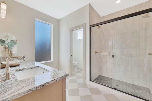 2710 N Bracken St, Wichita, KS 67226