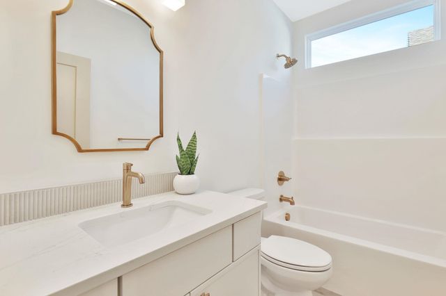 2710 N Bracken St, Wichita, KS 67226